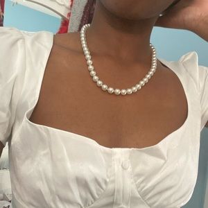 Vintage pearl necklace